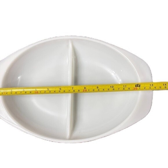 Vintage Pyrex Oval Divided Casserole‎ Dish - Picture 13 of 16